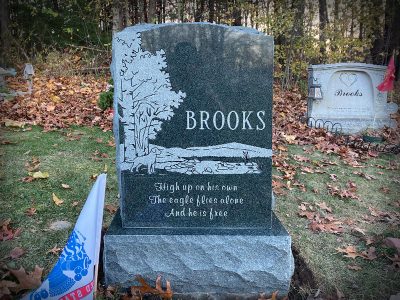 Green Granite Upright Monument Brooks Memorial with Tree and Dog Carving
