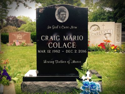 Black Granite Upright Monument Colace Memorial with Portrait Etching