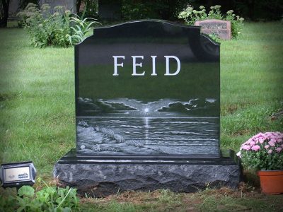 Black Granite Upright Monument Feid Memorial Beautiful Landscape Etching of Beach Scene
