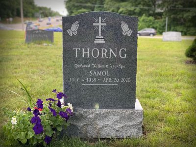 Gray Granite Upright Monument Throng Memorial with Symmetrical Praying Hands Carving