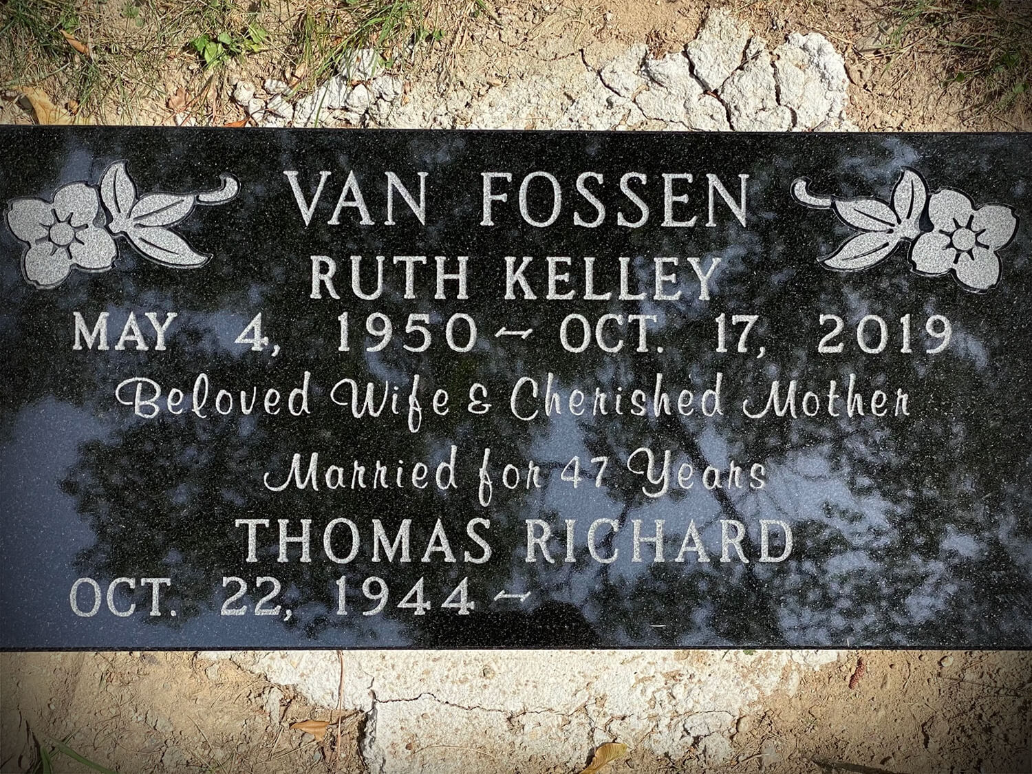 Van Fossen Black Granite Flat Marker Grave Foot Marker Tribute In Stone Beloved Wife Cherished Mother Forever Loved Personalized Memorial